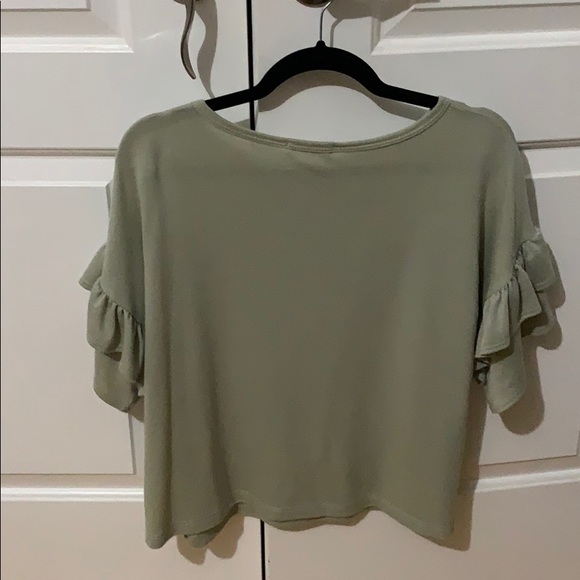 Sage green shirt - Picture 4 of 4